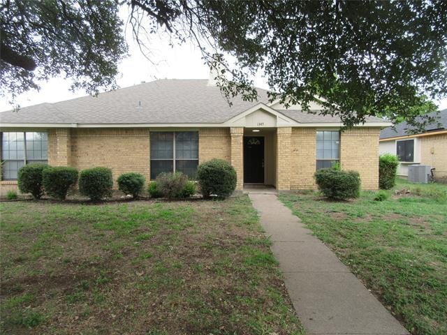 Photo - 1345 Roan Dr House