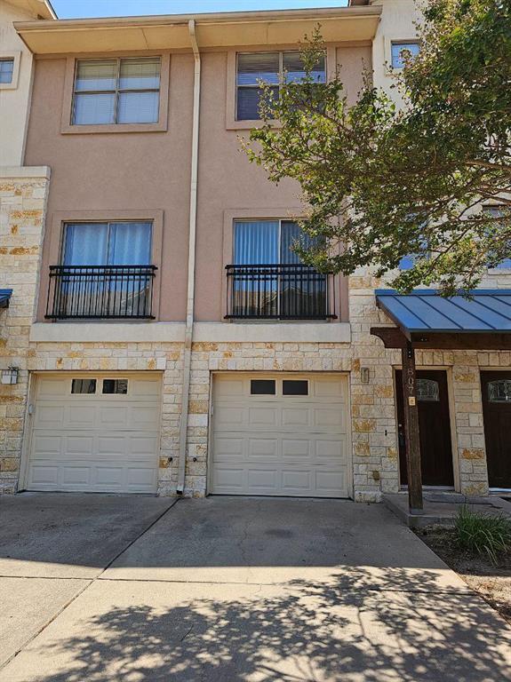 Photo - 13420 Lyndhurst St Unidad 502 Rental