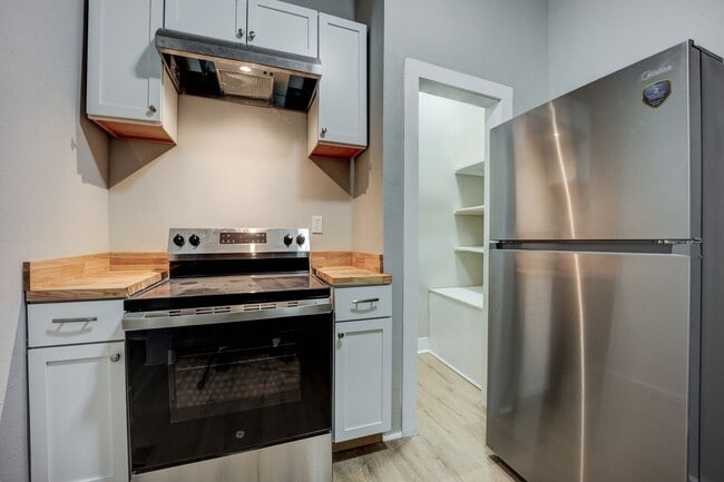Photo - Freshly Updated 3 Bedroom House