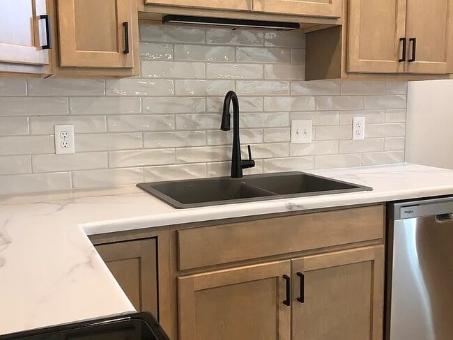 Photo - 5712 E Avett Pl