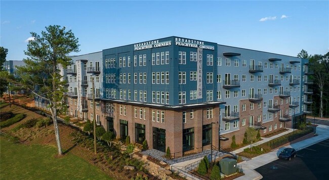 Building Photo - 5672 Peachtree Pkwy Unit B3B Rental