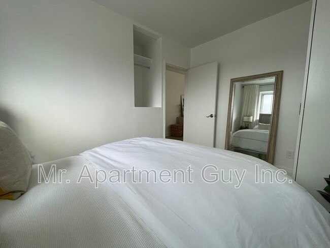 Photo - 1284 Fennell Ave E Unit Suite 1