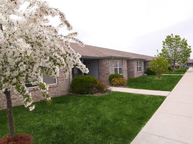 Photo - Franklin Place Apartments