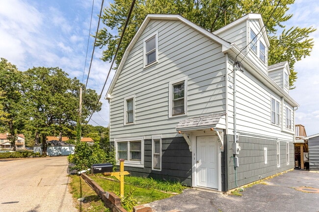 Photo - 163 Eagle Point Rd