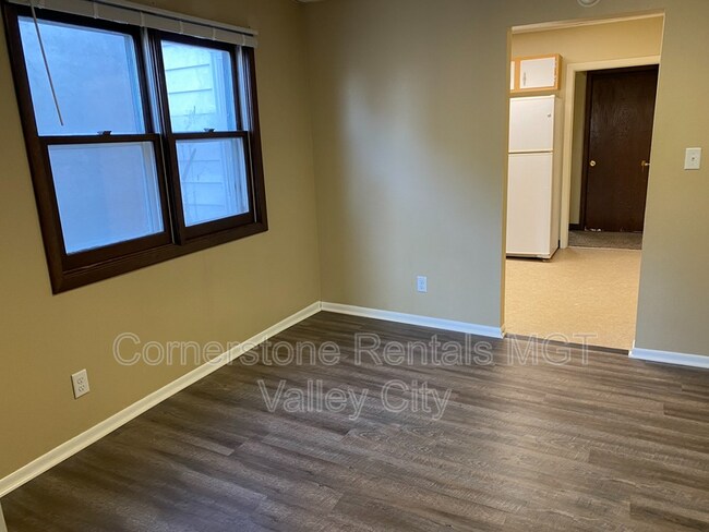 Photo - 217 Central Ave S Unit 3