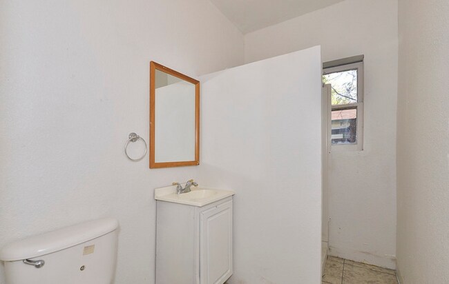 Photo - 113 S Olive St Unit A