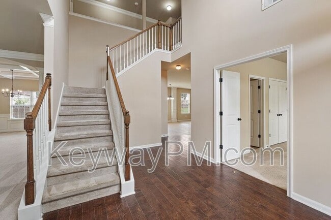 Photo - 6017 Reynolds Cir