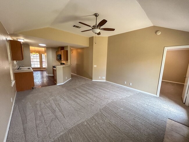 Photo - 1604 Harness Raceway