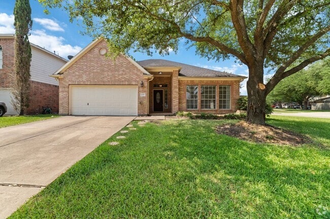 Building Photo - 22531 Heather Way Ct Rental