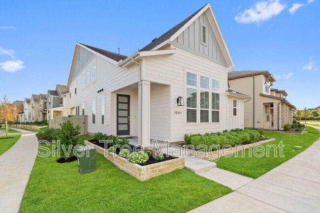 Photo - 1001 14th St Casa