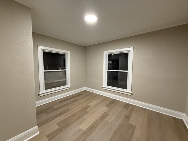 Photo - 407 Forest Ave