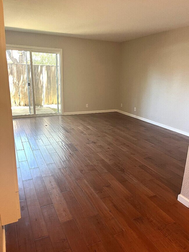 Photo - 8105 Kern Ave Unit 33
