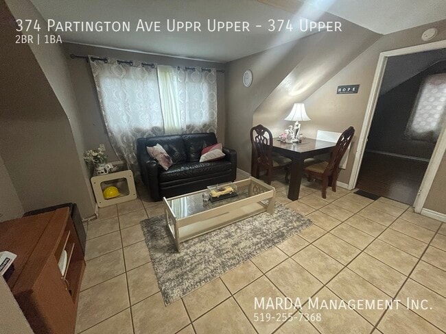 Photo - STUDENT 2 BED 1 BATH NEAR U OF W - ALL UTILITIES INC + INTERNET! Unit 374 Upper