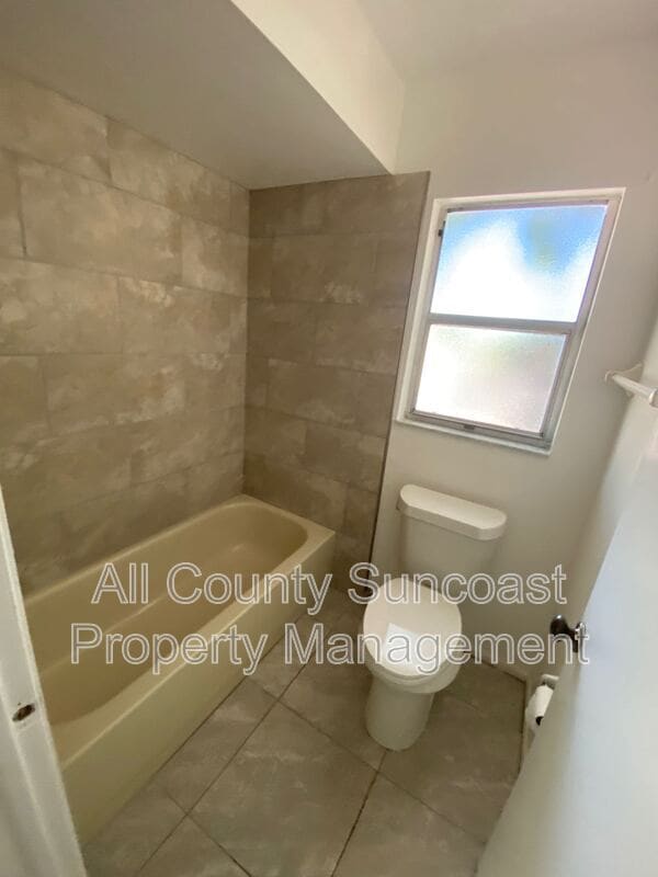 Photo - 2925 Pinellas Point Dr S