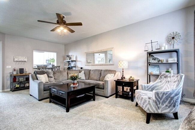 Photo - 563 Lost Valley Point