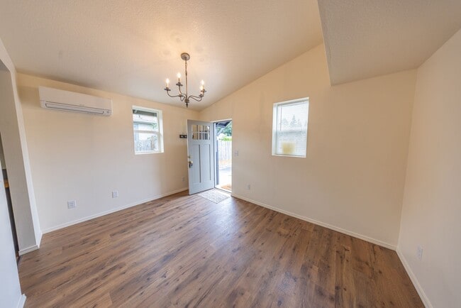 Photo - Newly Updated One-Level Home in Vancouver