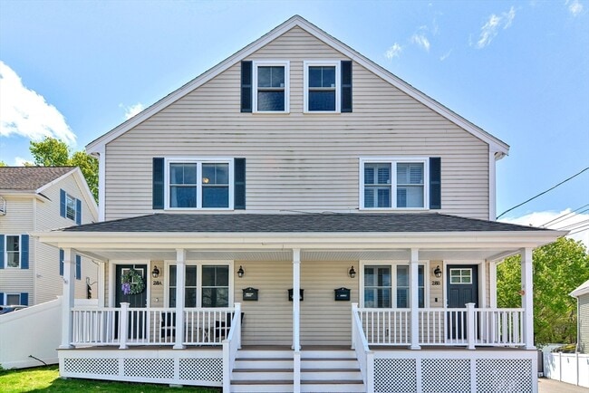 Building Photo - 28 Richardson St