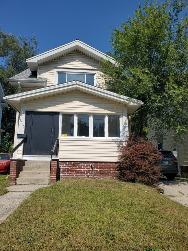 Building Photo - 2036 Mansfield Rd Rental