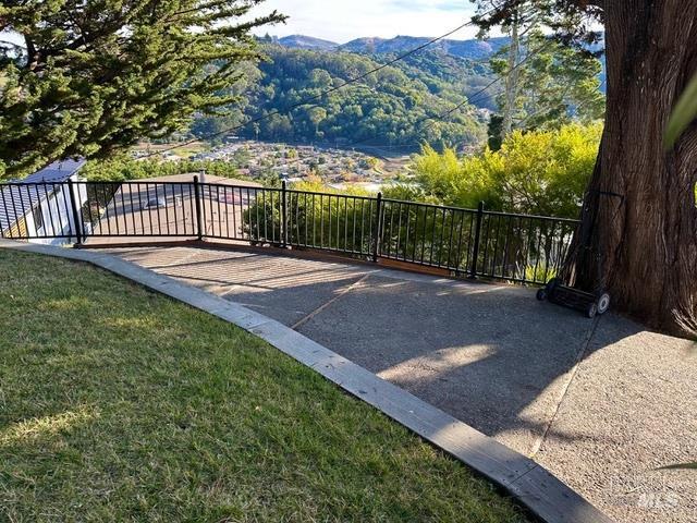 Building Photo - 201 Cleveland Ct