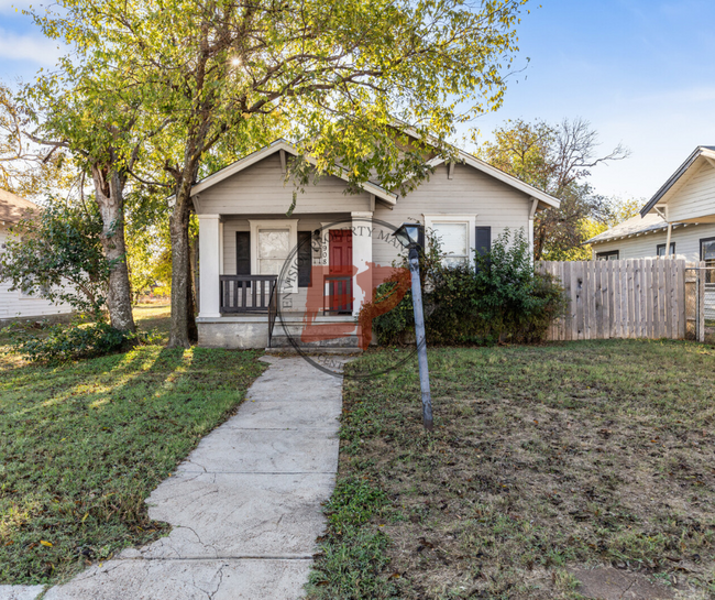 Photo - 1908 Windsor Ave House