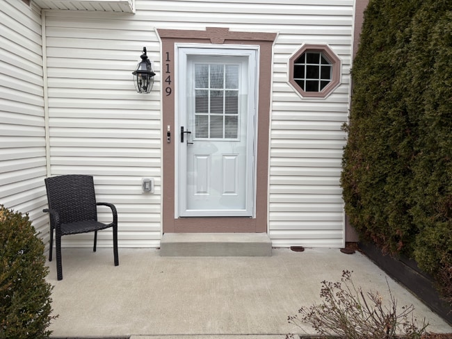 Photo - 1149 Old Farm Rd