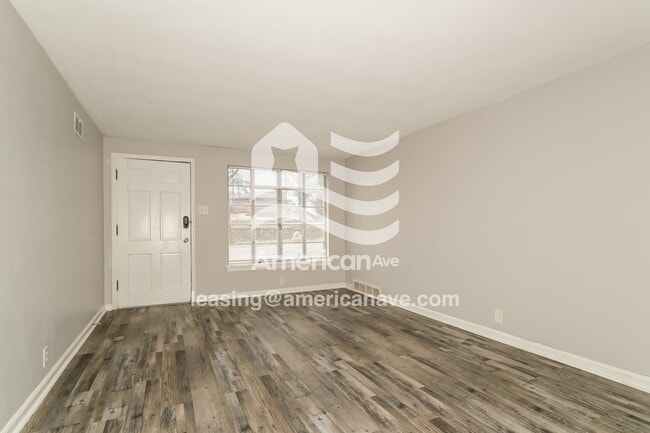 Photo - 6949 Pasadena Blvd