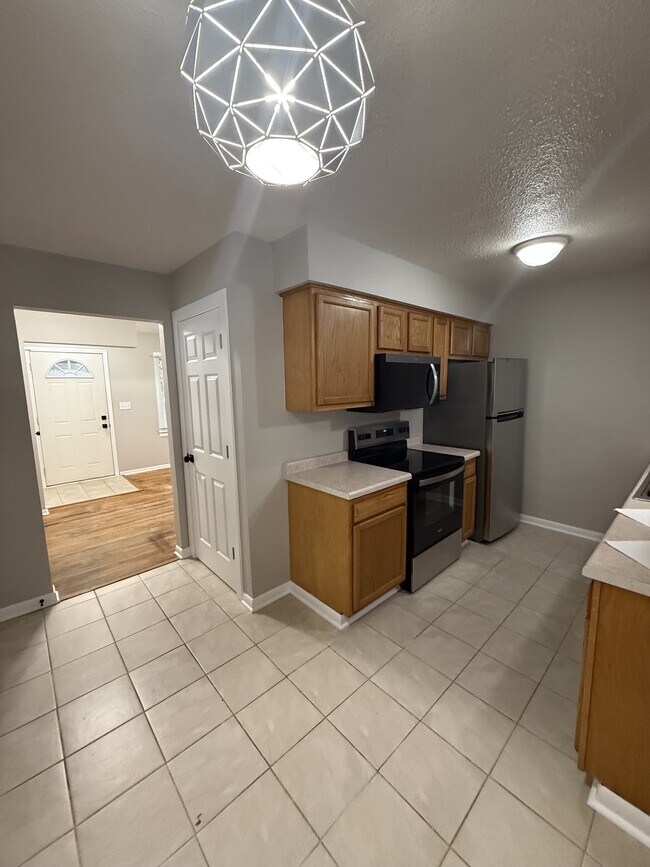 Photo - 3421 Fairlane Dr