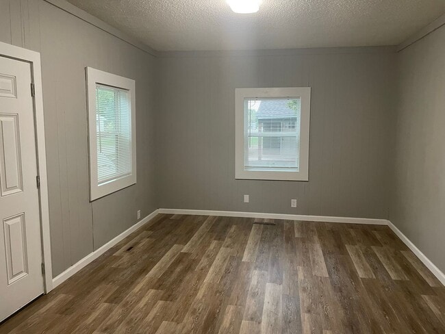 Photo - PRE-LEASING!! - AVAILABLE 7/10/26- Two Bedroom/ 1 Bathroom House