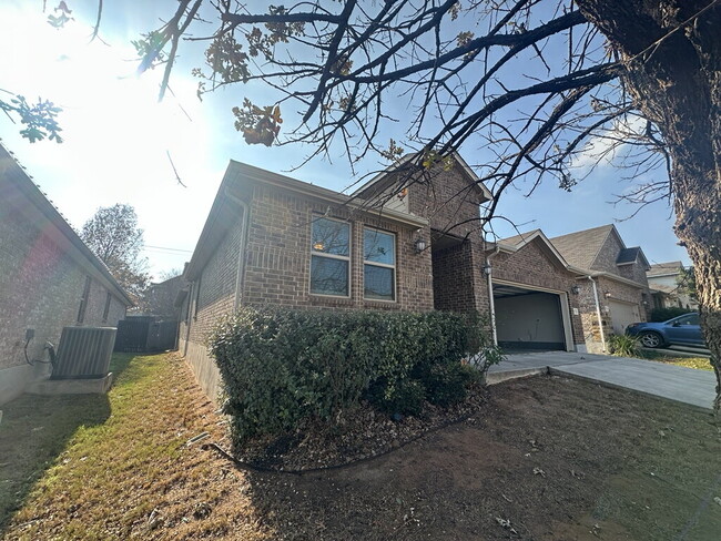 Photo - 1722 Cedric Ln