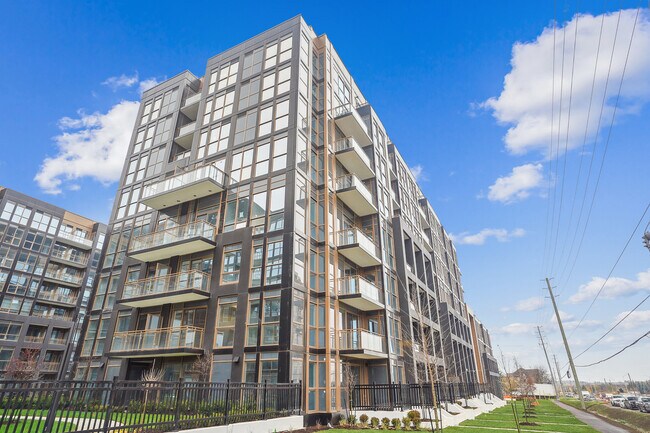 Photo - 2333 Khalsa Gate