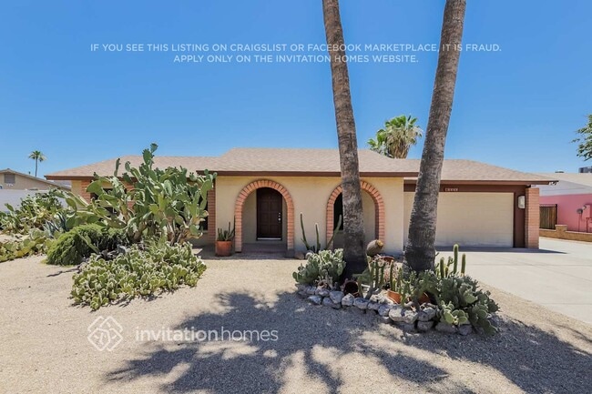 Building Photo - 5141 W Larkspur Dr