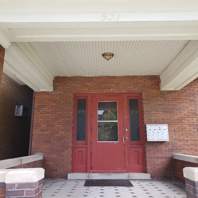 Photo - 531 S 36th St Unit 2