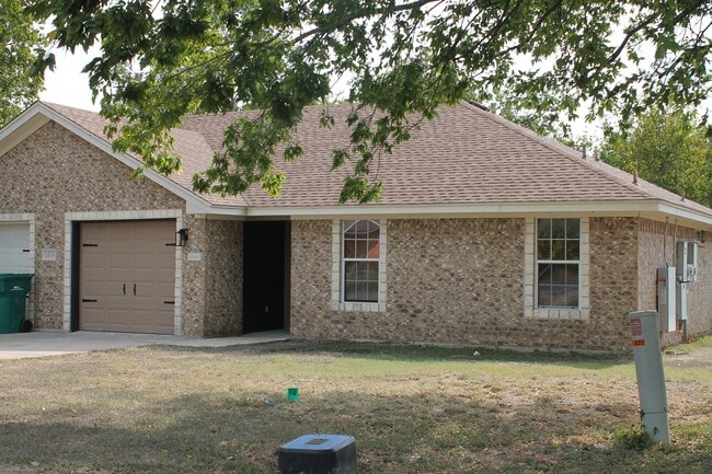 Photo - 1424 Shoshoni Trl