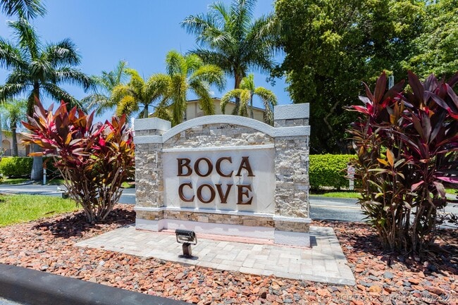 9449 Boca Cove Cir Unit 911