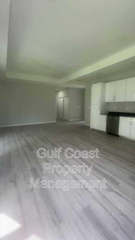 Photo - 1926 Marlay Ave