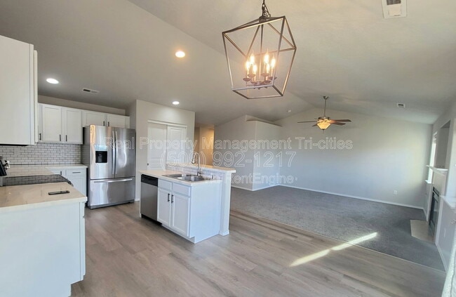 Photo - 6206 Maryhill Ln