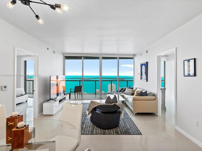 Building Photo - 465 Brickell Ave Unit 4605