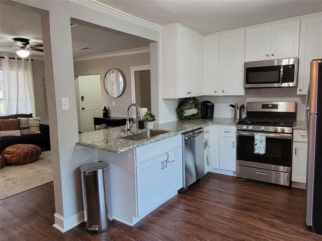 Photo - 203 W Oak St