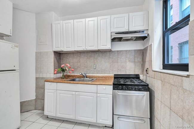 Photo - 34-38 34th St