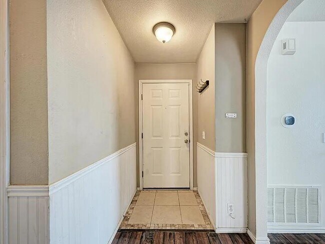Photo - 14910 Mossycup Ln