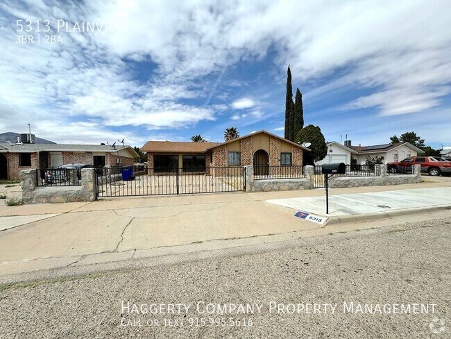 Building Photo - 5313 Plainview- Rental