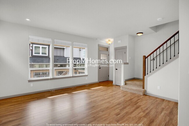 Photo - Gorgeous Four Bedroom Townhome in Orenco!