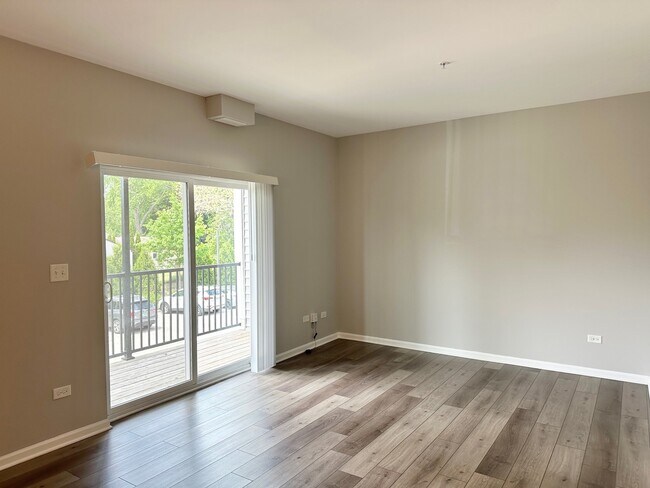 Photo - 809 E Main St Unit 2B