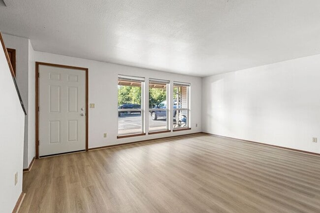 Photo - 17462 SE 82nd Dr
