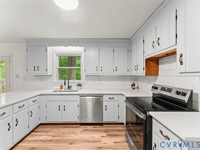 Photo - 720 Dove Path Ln