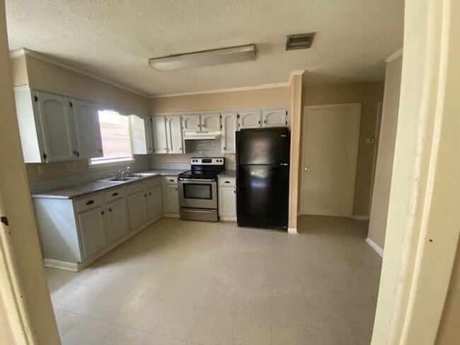 Photo - 3 Bed 2 Bath Home for Rent