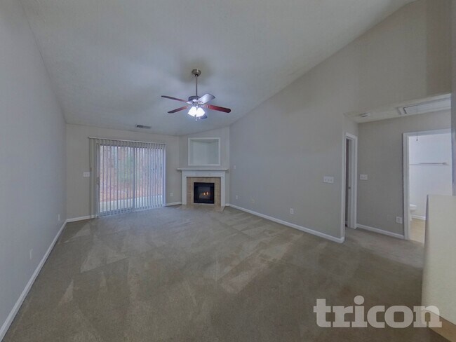 Photo - 8422 Somerton Cir