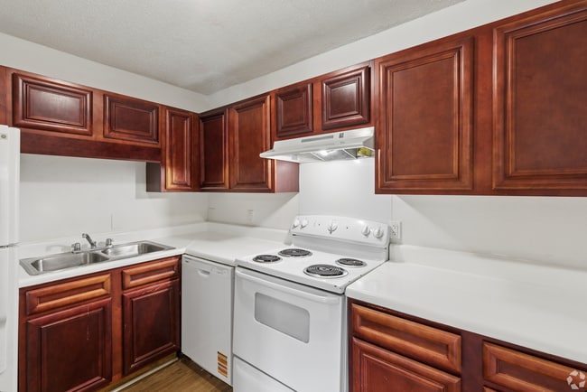 Building Photo - Parkway Place Apartments