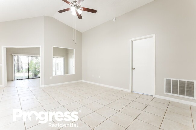 Photo - 1629 Sunburst Way