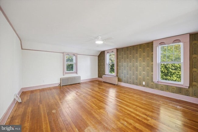 Photo - 922 Second Street Pike